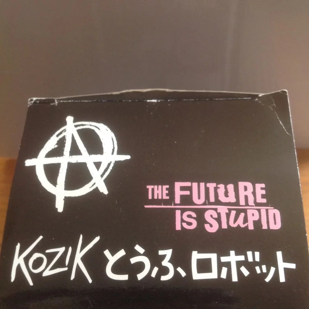 Kid Robot ( Tofu Robot ) By: Kozik - Picture 3 of 13